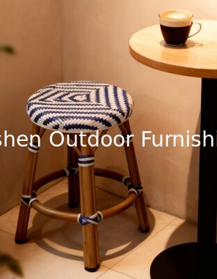 مقاعد الحانة للفنادق مقاعد الحانة في الخارج في البحر والبيض