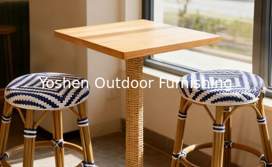 مقاعد الحانة للفنادق مقاعد الحانة في الخارج في البحر والبيض