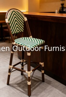 طقم كراسي بار على طراز البيسترو الفرنسي كراسي بار بارتفاع العداد بتصميم كلاسيكي مع ظهر من القش