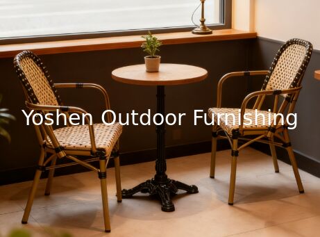 مقهى فرنسي يضع كراسي الروتان بيج على الأسود لحديقتك