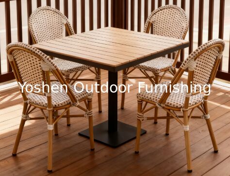 كرسي فرنسي أبيض أنيق للكافيه والمطاعم