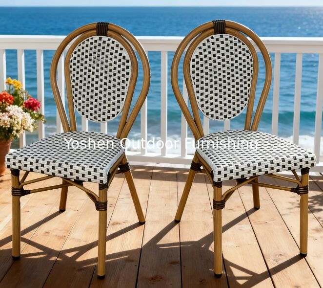 كرسي مكدس مقاوم للعوامل الجوية ومقاوم للماء في الهواء الطلق بجانب المسبح بتصميم على الطراز الفرنسي للاستخدام في حمام السباحة والحديقة والفندق